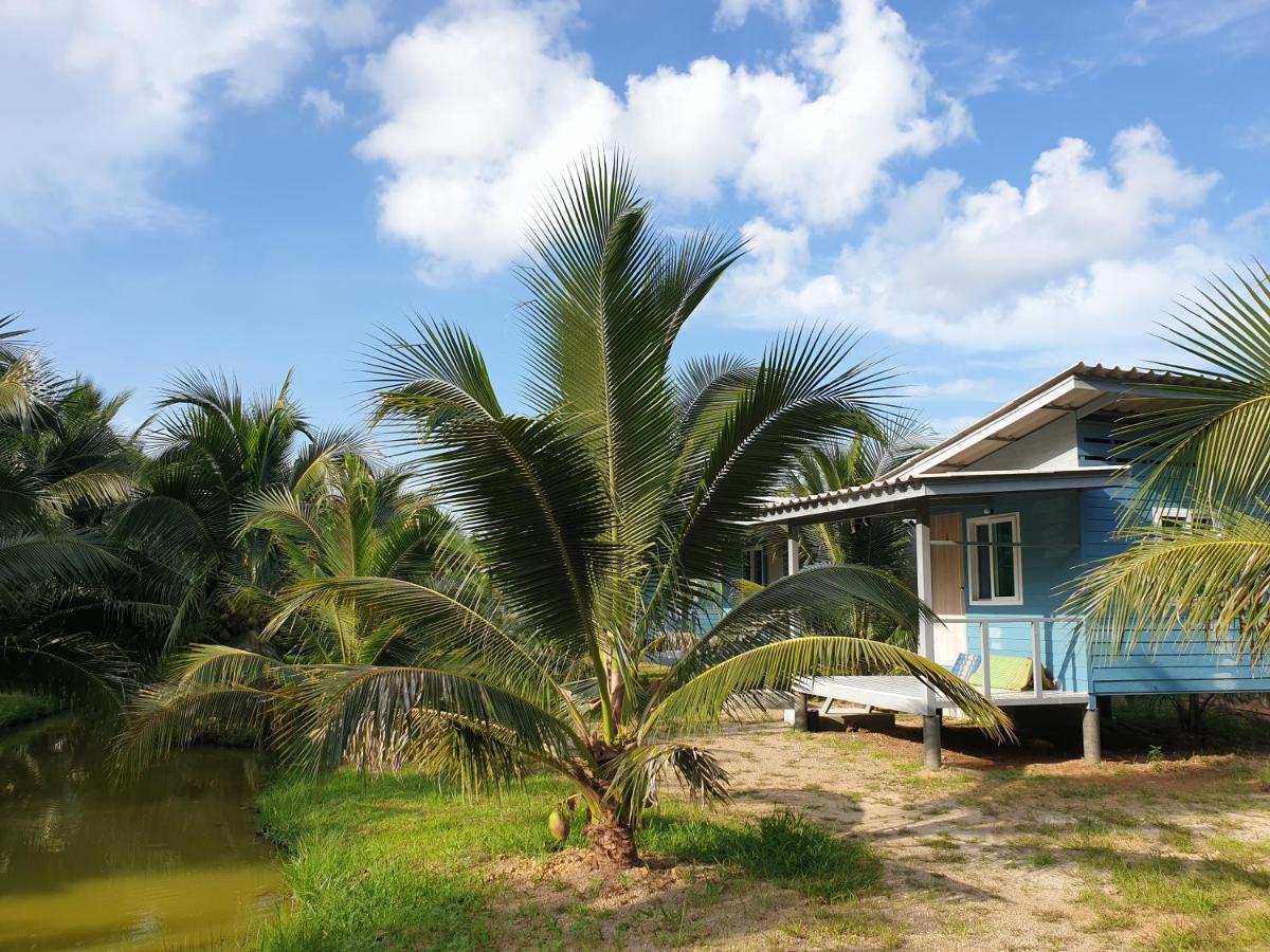 ホテル Baan Suan Coconut ヤオノイ島 エクステリア 写真