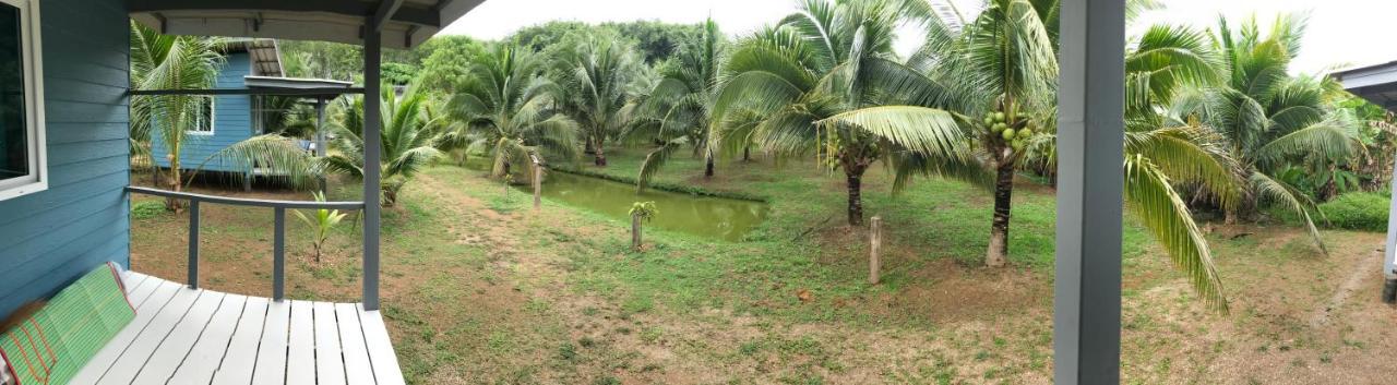 ホテル Baan Suan Coconut ヤオノイ島 エクステリア 写真